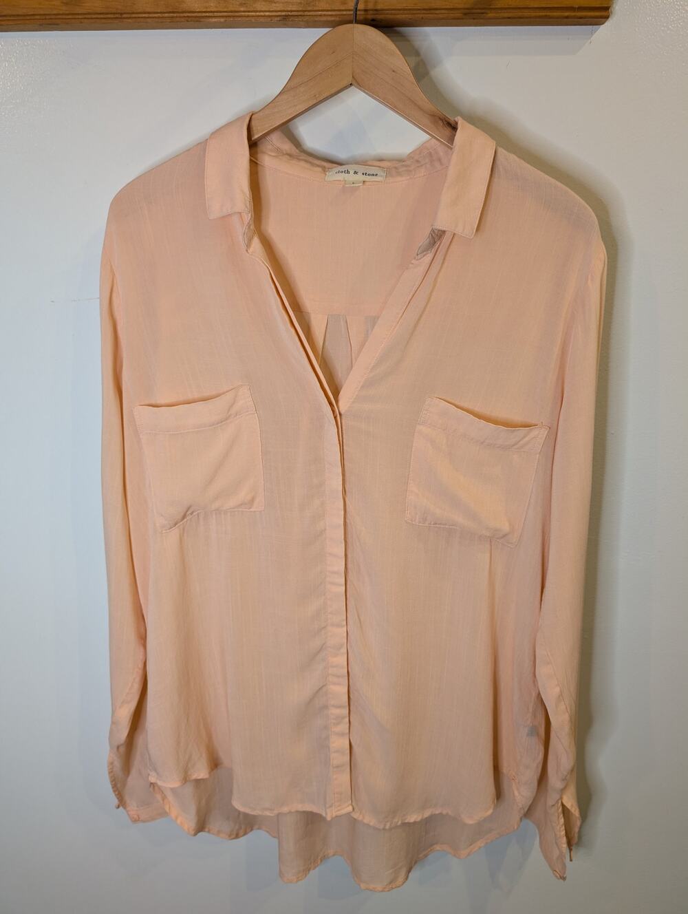 CLOTH & STONE Peach Pink Rayon Button Down Shirt Relaxed Fit Pockets Size L